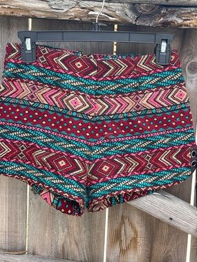 Ecote UO High Waisted Tribal Boho Aztec Lace Up Shorts Size 0